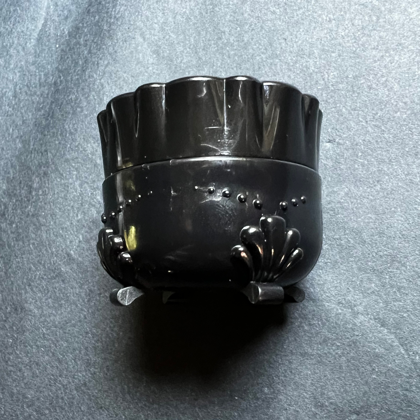 Memento Vivere Solid Perfume: Magnolia, Tonka, Incense Smoke - Memento Mori Collection (Copy)