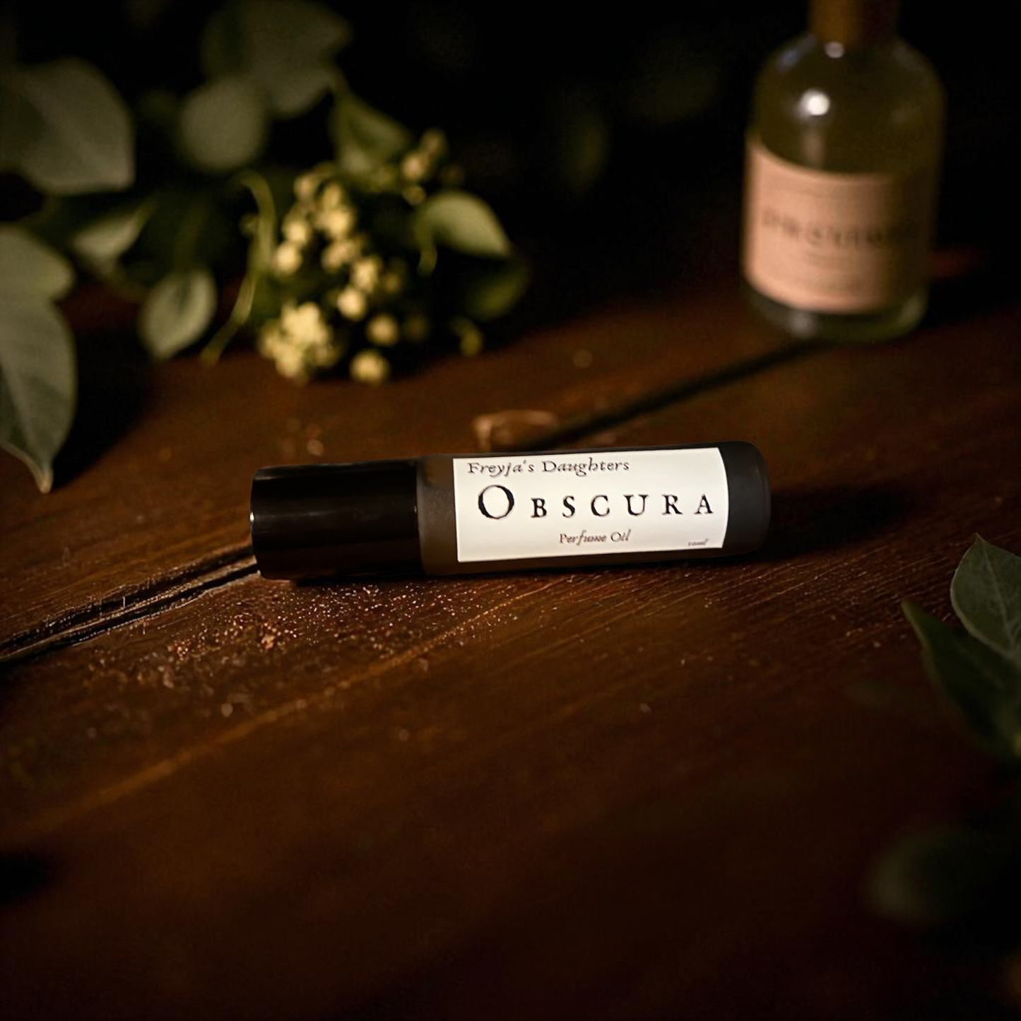 Obscura Perfume Oil: Dark Musk and Celestial Amber