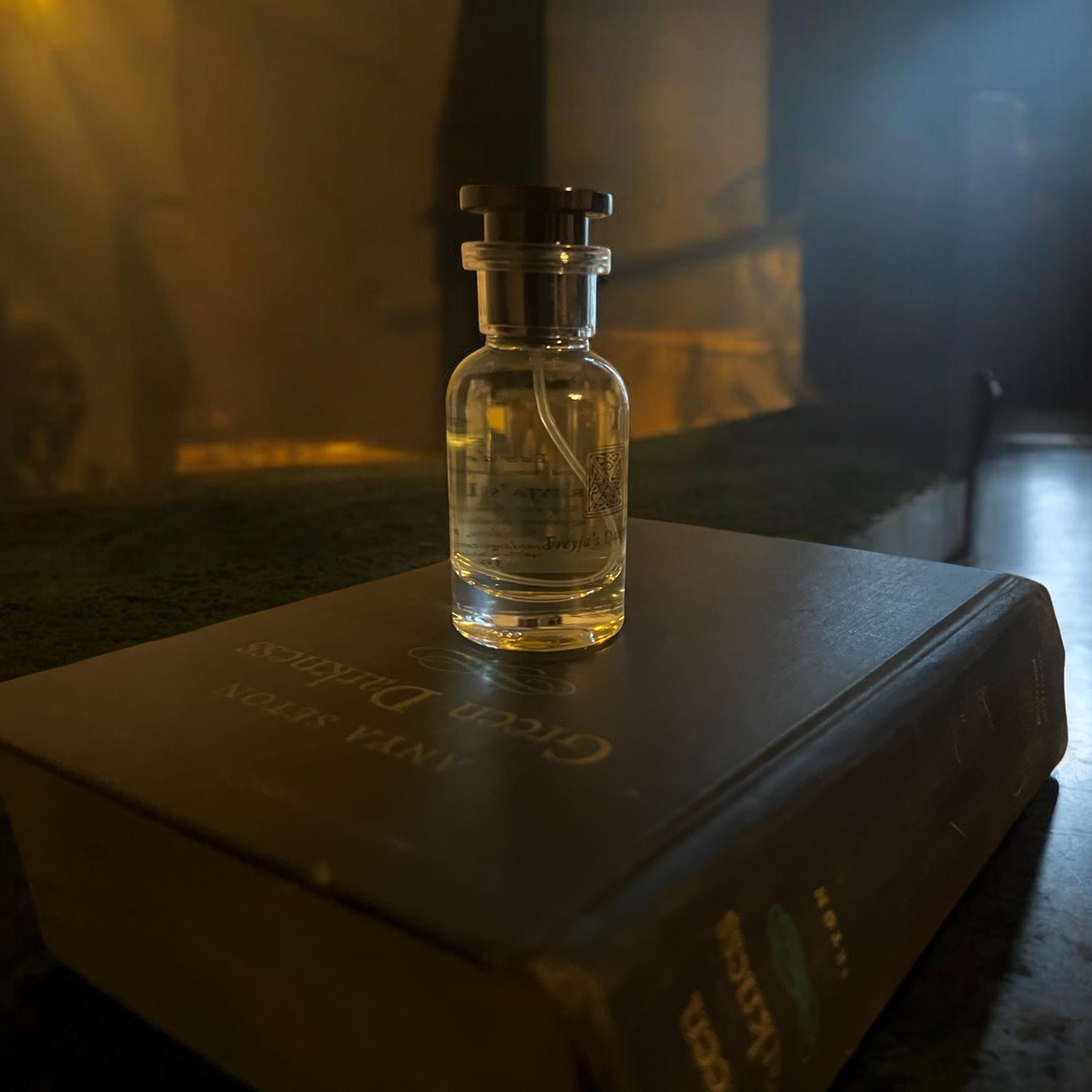 Nocturne 30ml Eau de Parfum, Victorian Gothic Collection: Midnight Garden